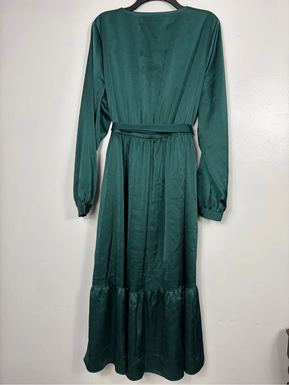 Lane Bryant V-Neck Long Sleeve Midi Dress with Tie Waist - Emerald Green sz 18